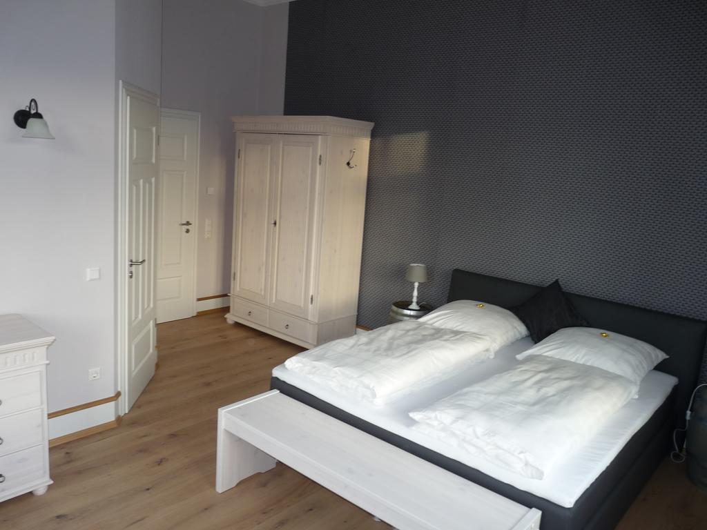 Gaestehaus "Unsere Stadtvilla" Hechingen Kamer foto